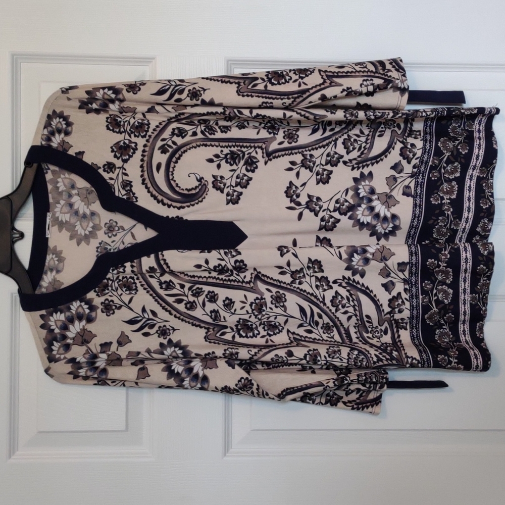 Women's Bundle of Five Size Large Blouse/Shirts - Picture 2 of 6